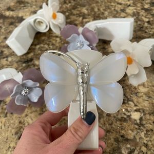 COPY - Five rare Wallflowers.